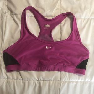 Nike sports Bra large